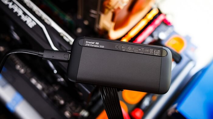 SSD를 다른 USB 포트에 연결