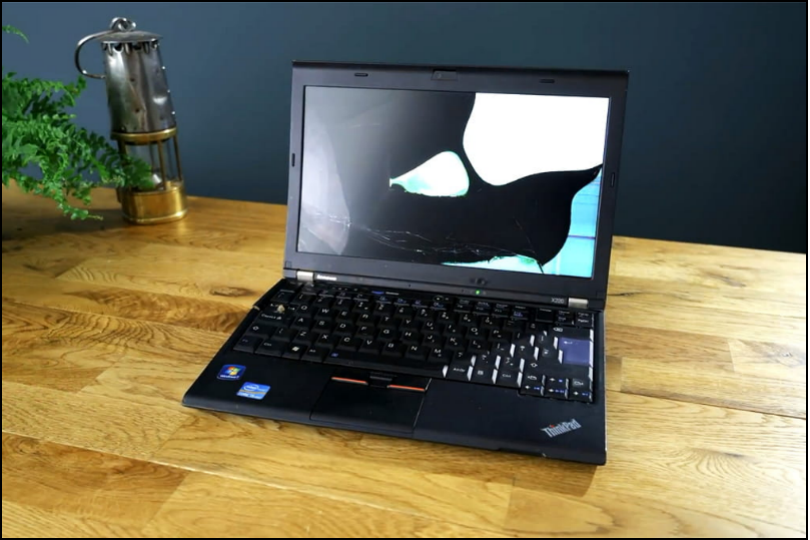 깨진 노트북에서 데이터를 얻는 방법