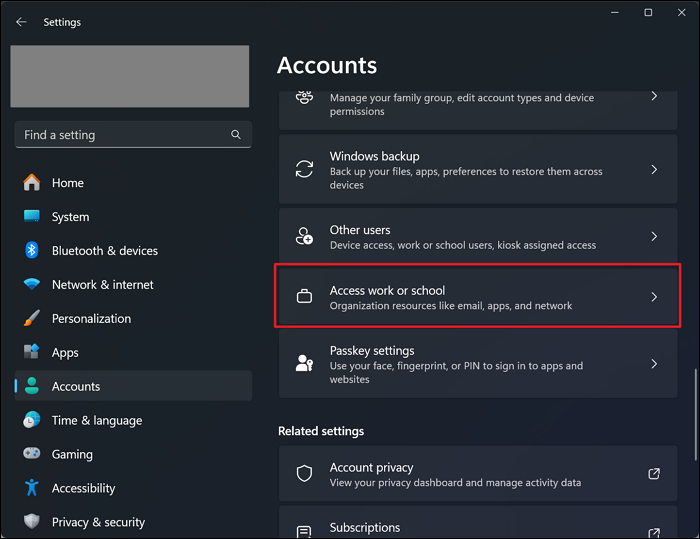 직장이나 학교에 접근하다